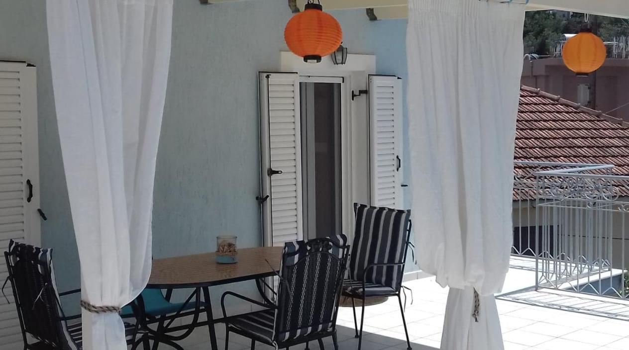 Apartment In Argostoli With Stunning Sea Views Eksteriør billede
